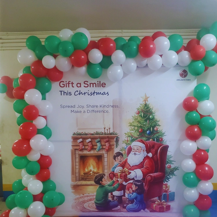 Buy balloon decoration for Christmas event theme setup